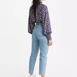 BUNDLE Levi’s 3 pair Wedgie and 501 size 25